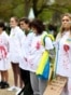 Участницы протеста против российского вторжения в Украину в Берлине, Германия. 21 апреля 2022 года. Фотография: Reuters